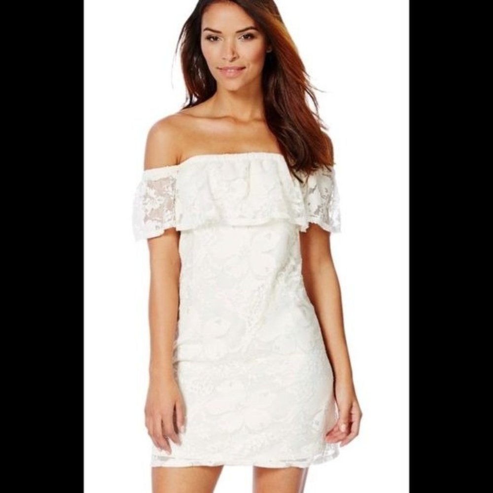 Ci Sono Over The Shoulder Dress NWOT White Lined Juniors